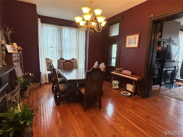 $125,000 | 918 Center Street, Hannibal, MO 63401