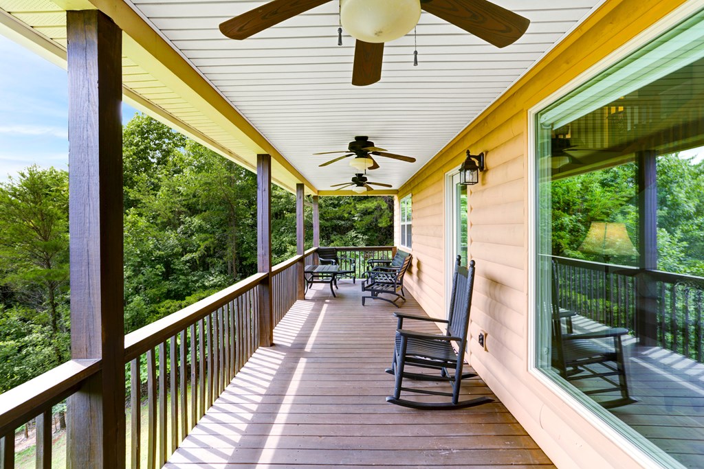 1047 Hidden Summit Road Hiawassee, GA 30546 - Photo 30 of 35 Gallery Image 30
