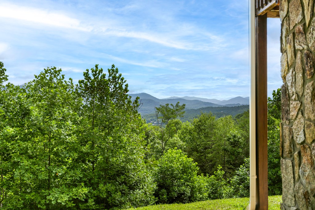 1047 Hidden Summit Road Hiawassee, GA 30546 - Photo 32 of 35 Gallery Image 32