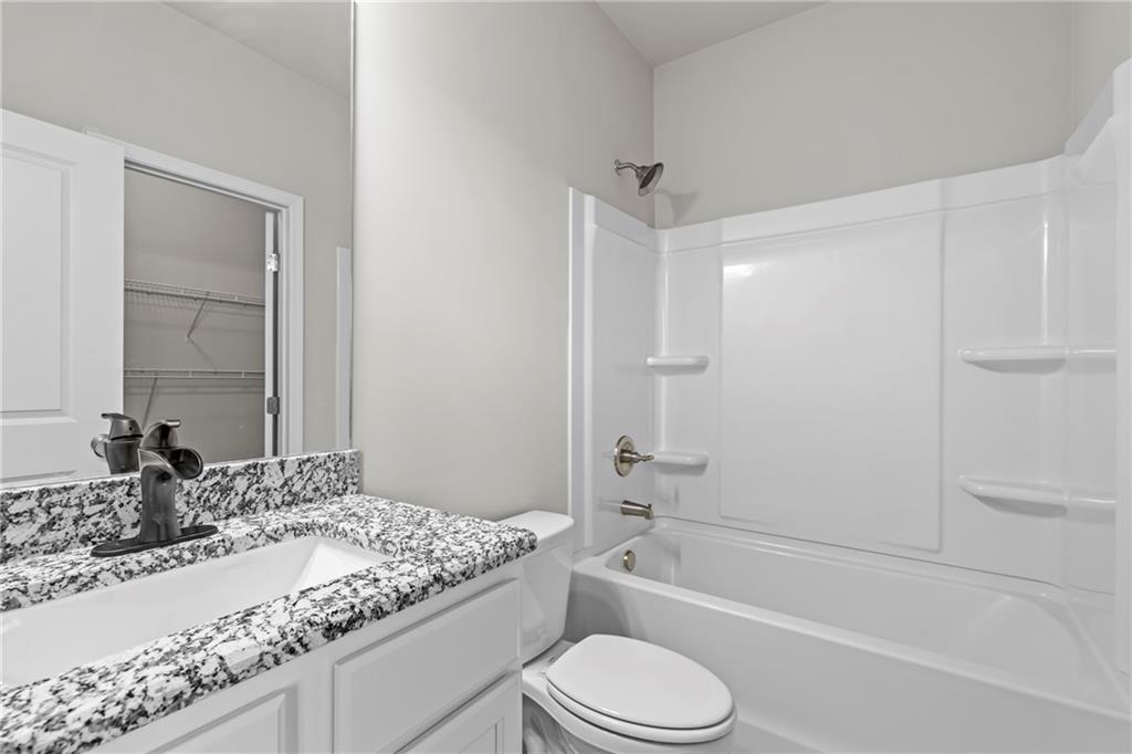 3421 Andover Way Buford, GA 30519 - Photo 34 of 45