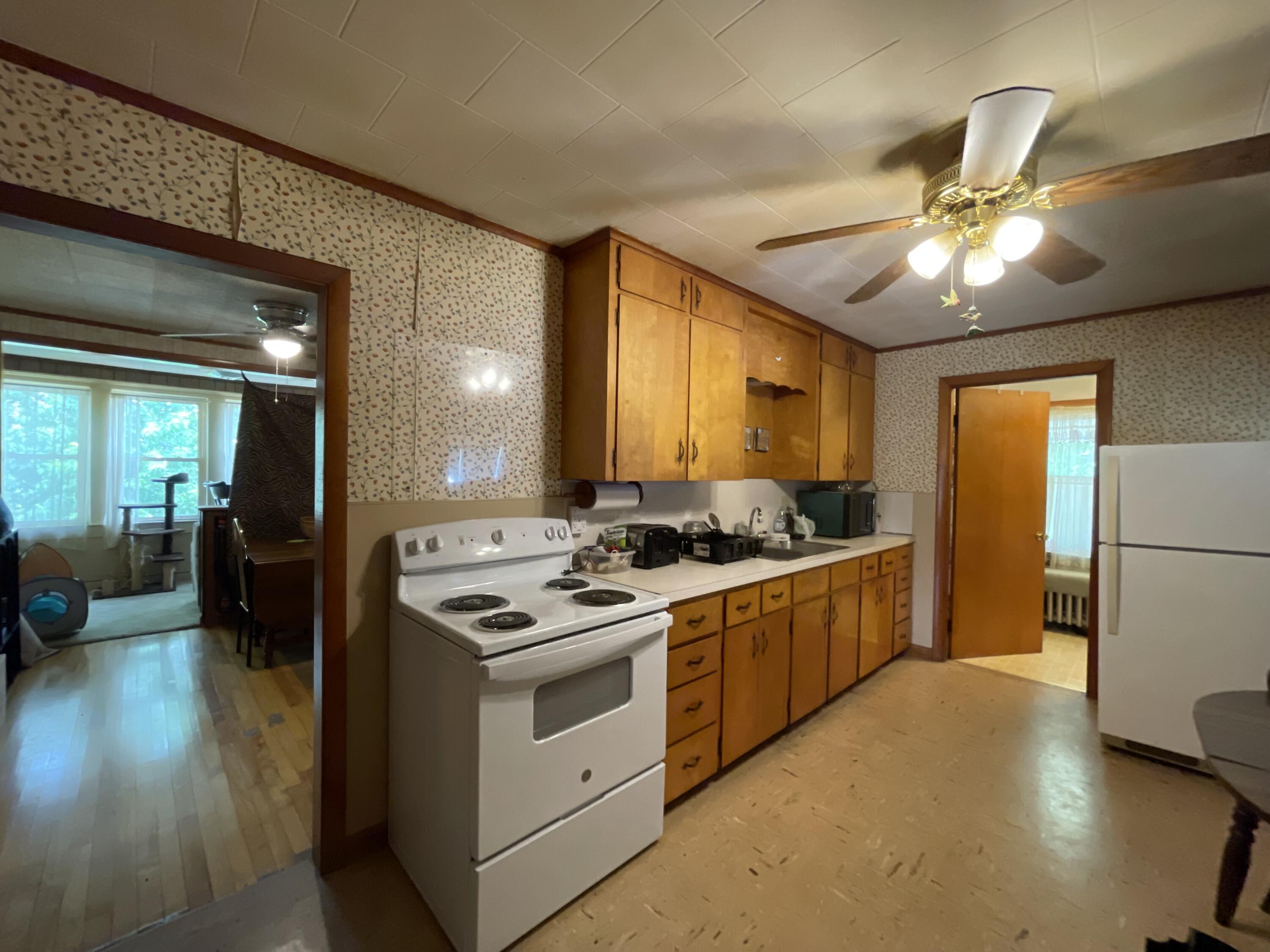 68 Prospect Street Millinocket, ME 04462 - Photo 32 of 55 IMG_1273