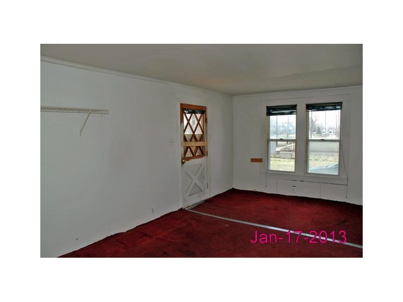 1410 East Thompson Road Indianapolis, IN 46227 - Photo 3 of 7 Gallery Image 3