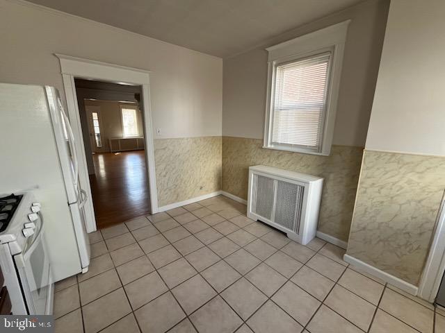 207 Huntley Road Upper Darby, PA 19082 - Photo 8 of 16 Eat-In Kitchen Area