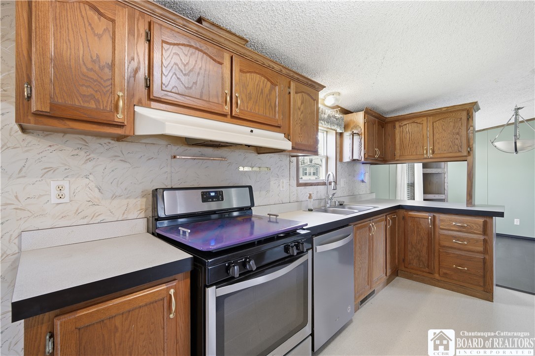 4911 Baker Street Harmony, NY 14710 - Photo 2 of 34