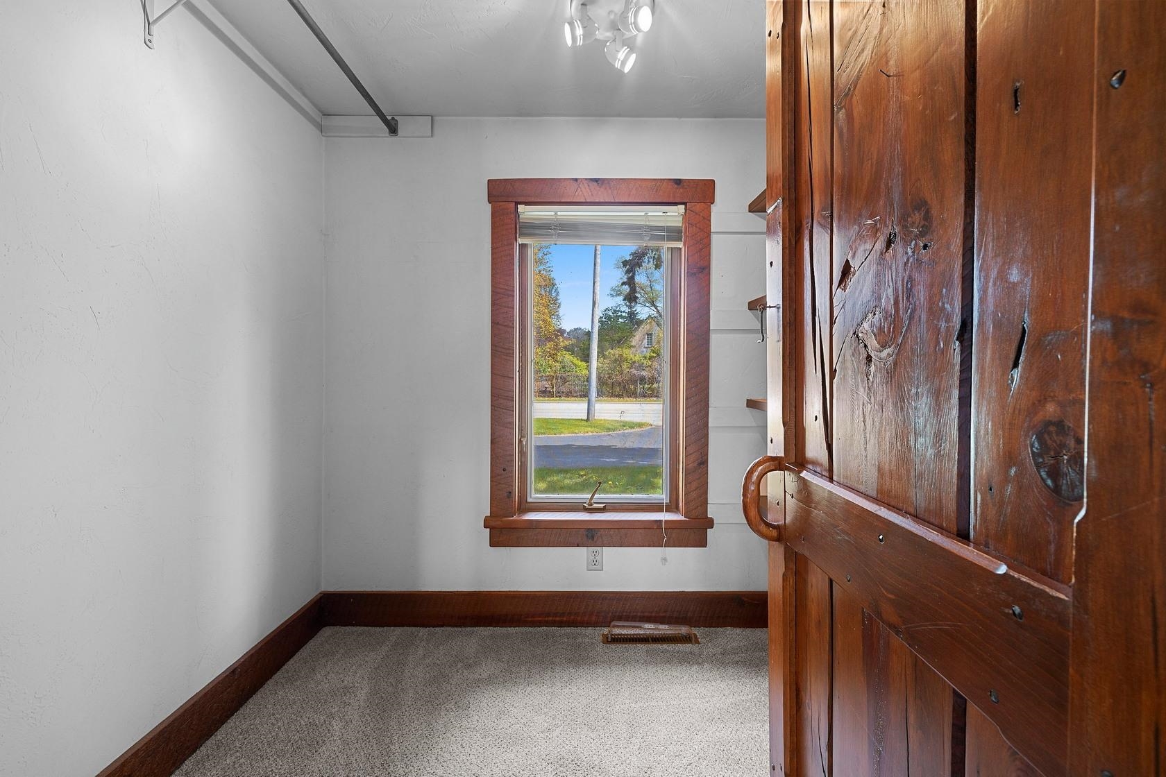 2512 Riverside Drive Green Bay, WI 54301 - Photo 35 of 79