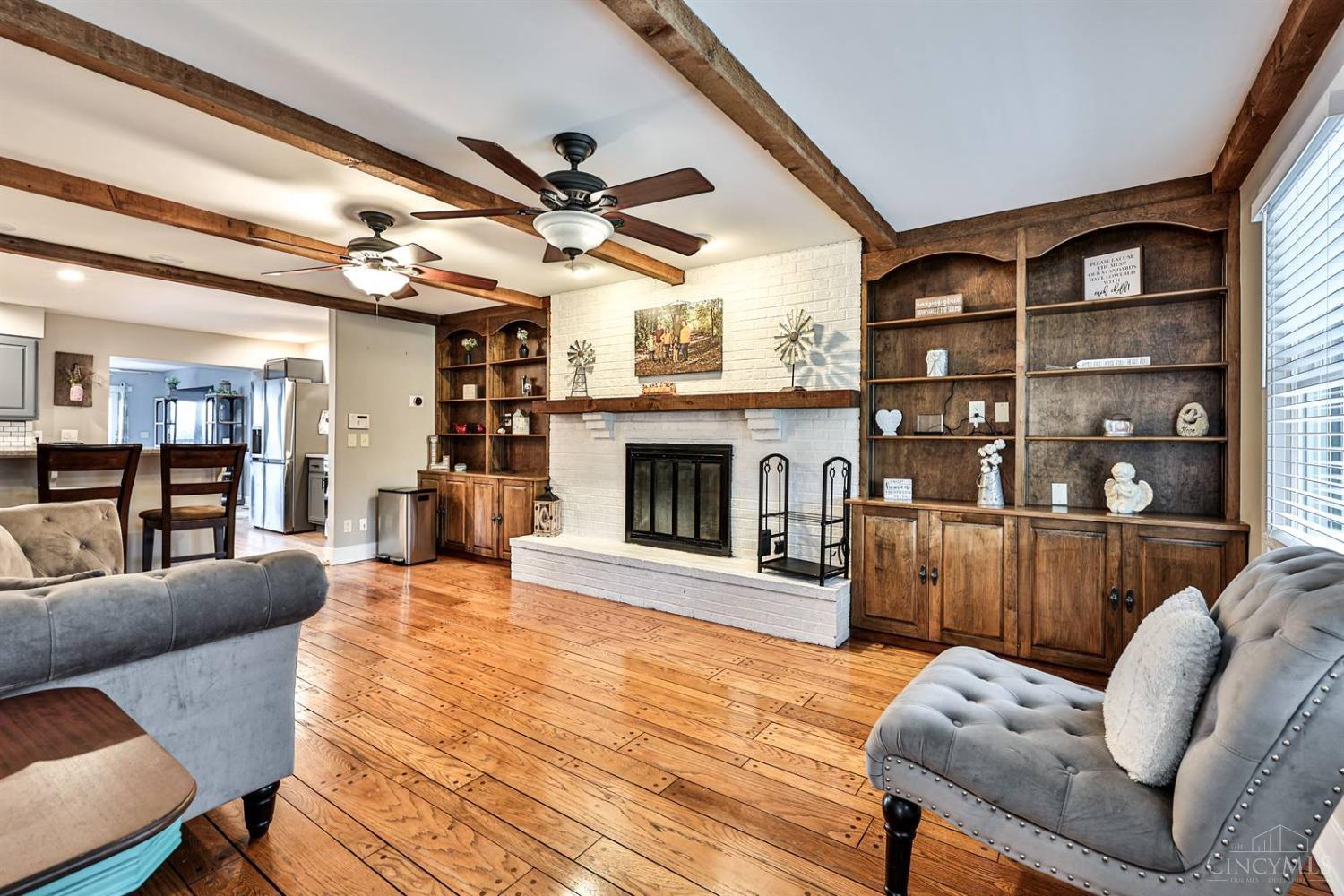 5072 Springdale Road Cincinnati, OH 45251 - Photo 9 of 56
