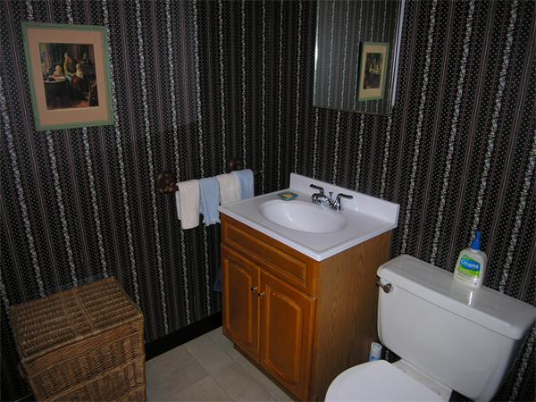 42 Aletha Road Needham, MA 02492 - Photo 20 of 27 Gallery Image 20