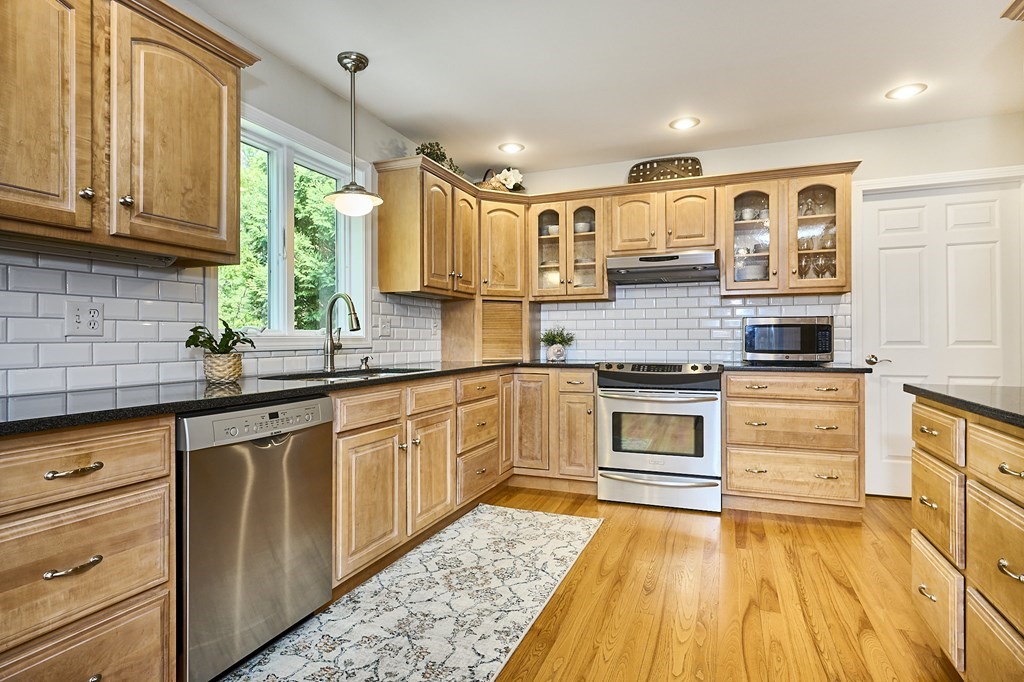 35 North Plain Road Sunderland, MA 01375 - Photo 10 of 42 Gallery Image 10