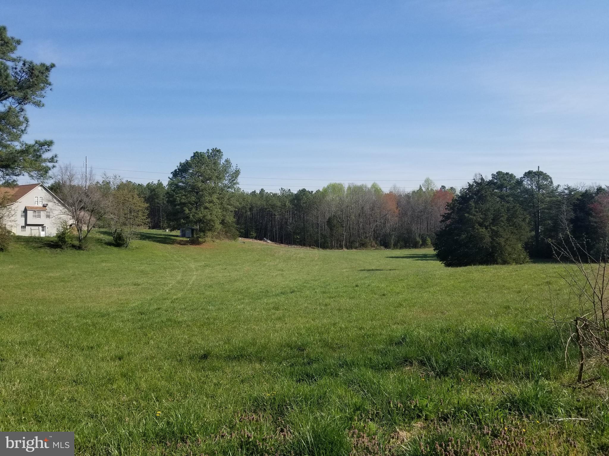 21165 File Road Milford, VA 22514 - Photo 4 of 52