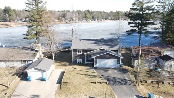 $569,900 | 3388 East Pinecrest Drive, Gladwin, MI 48624