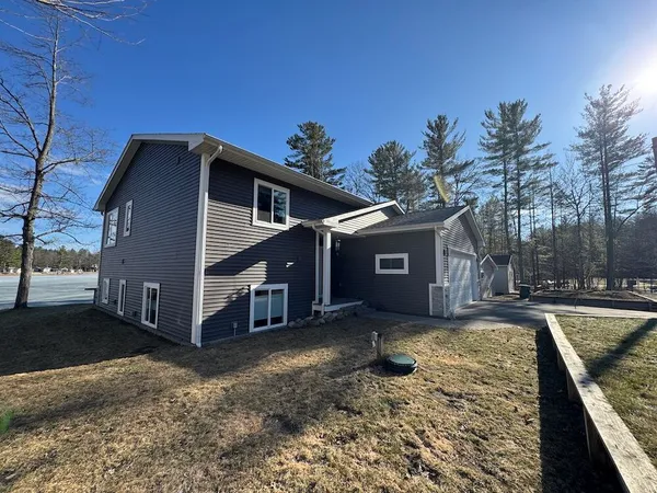 $569,900 | 3388 East Pinecrest Drive, Gladwin, MI 48624