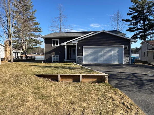 $569,900 | 3388 East Pinecrest Drive, Gladwin, MI 48624