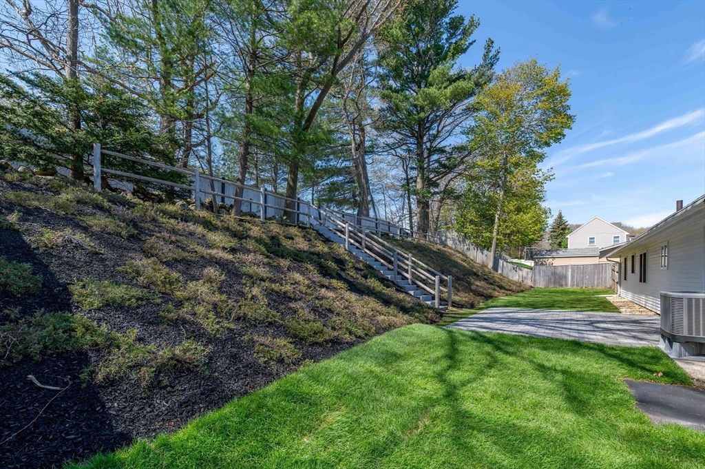 56 Trask Road Peabody, MA 01960 - Photo 5 of 23 Gallery Image 5