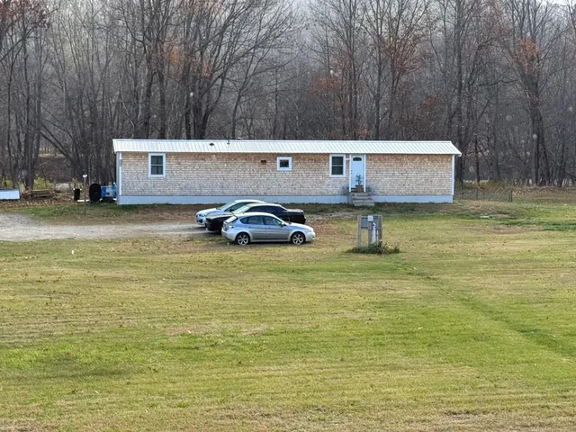 $279,500 | 2165 Main Street, Hanover, ME 04237