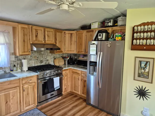 $279,500 | 2165 Main Street, Hanover, ME 04237