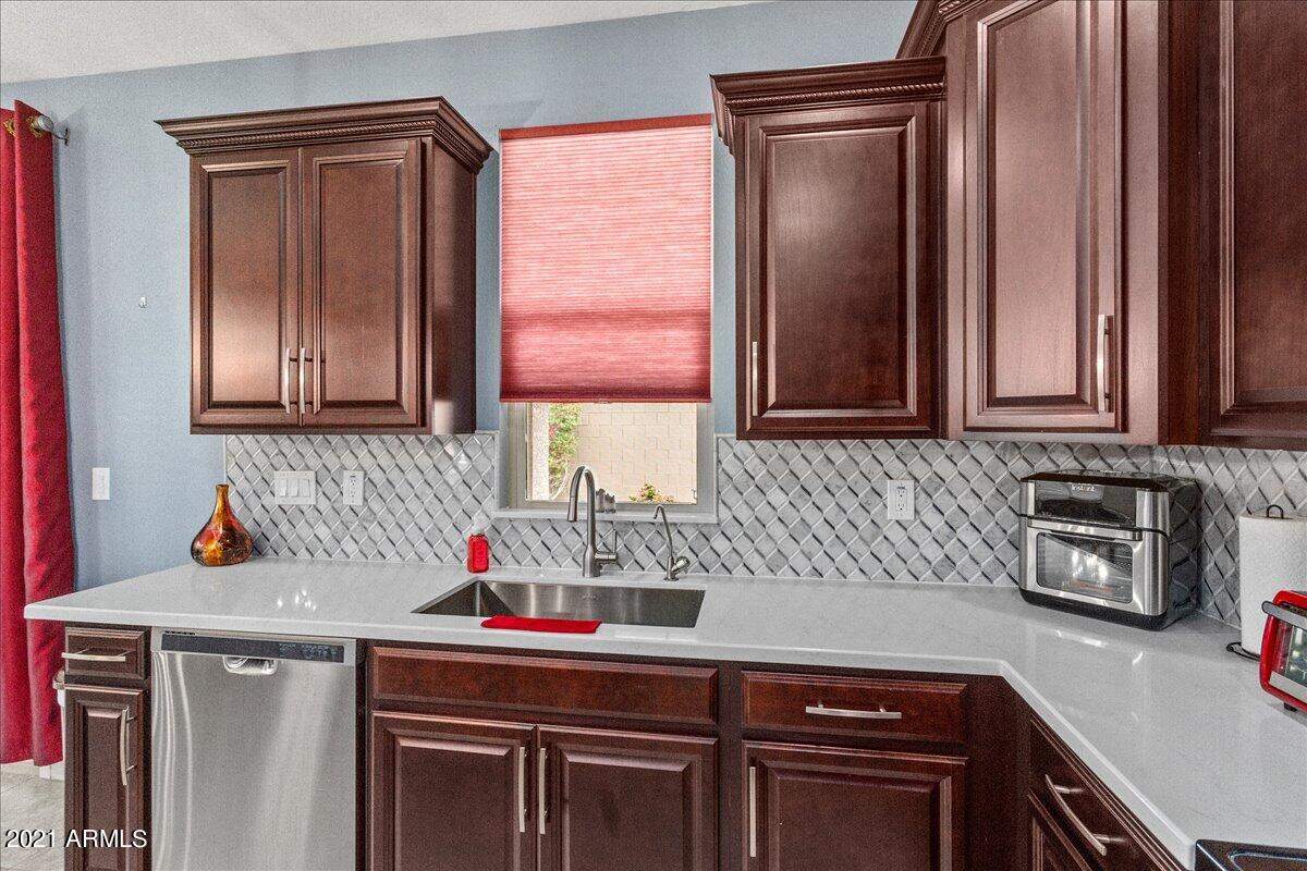 22816 West Moonlight Path Buckeye, AZ 85326 - Photo 11 of 36 11-Kitchen