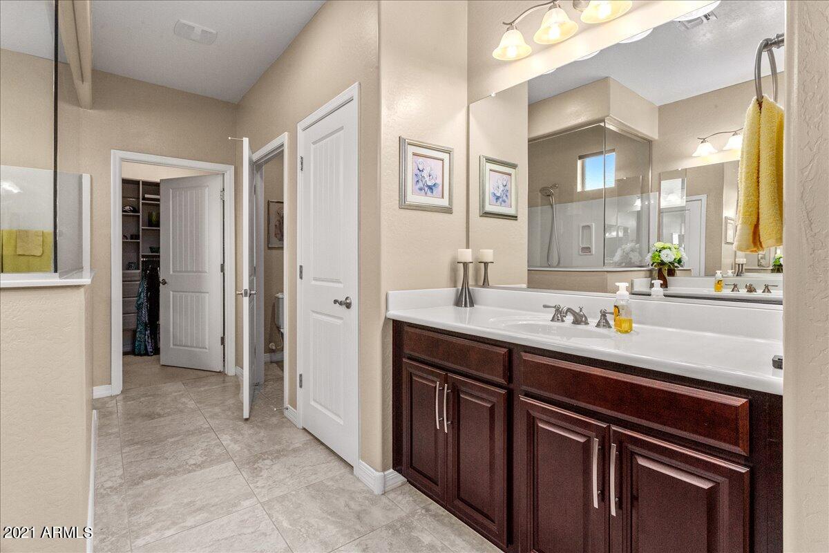 22816 West Moonlight Path Buckeye, AZ 85326 - Photo 20 of 36 20-Master Bathroom