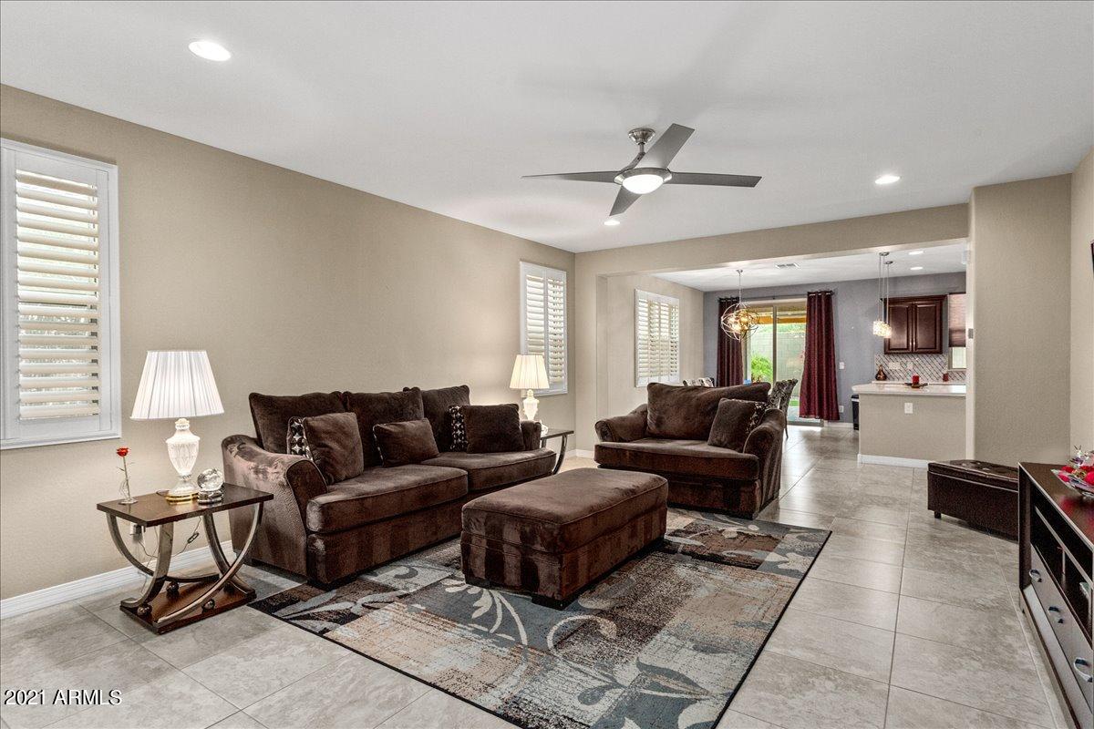22816 West Moonlight Path Buckeye, AZ 85326 - Photo 5 of 36 05-Great Room