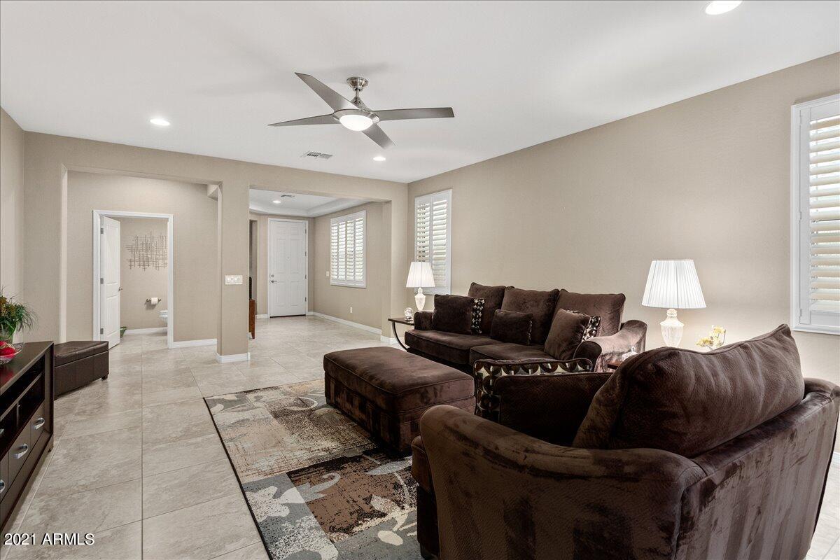 22816 West Moonlight Path Buckeye, AZ 85326 - Photo 6 of 36 06-Great Room