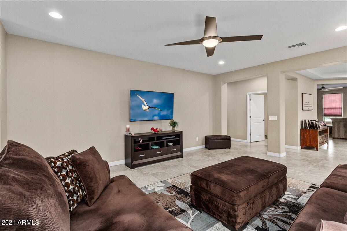 22816 West Moonlight Path Buckeye, AZ 85326 - Photo 7 of 36 07-Great Room