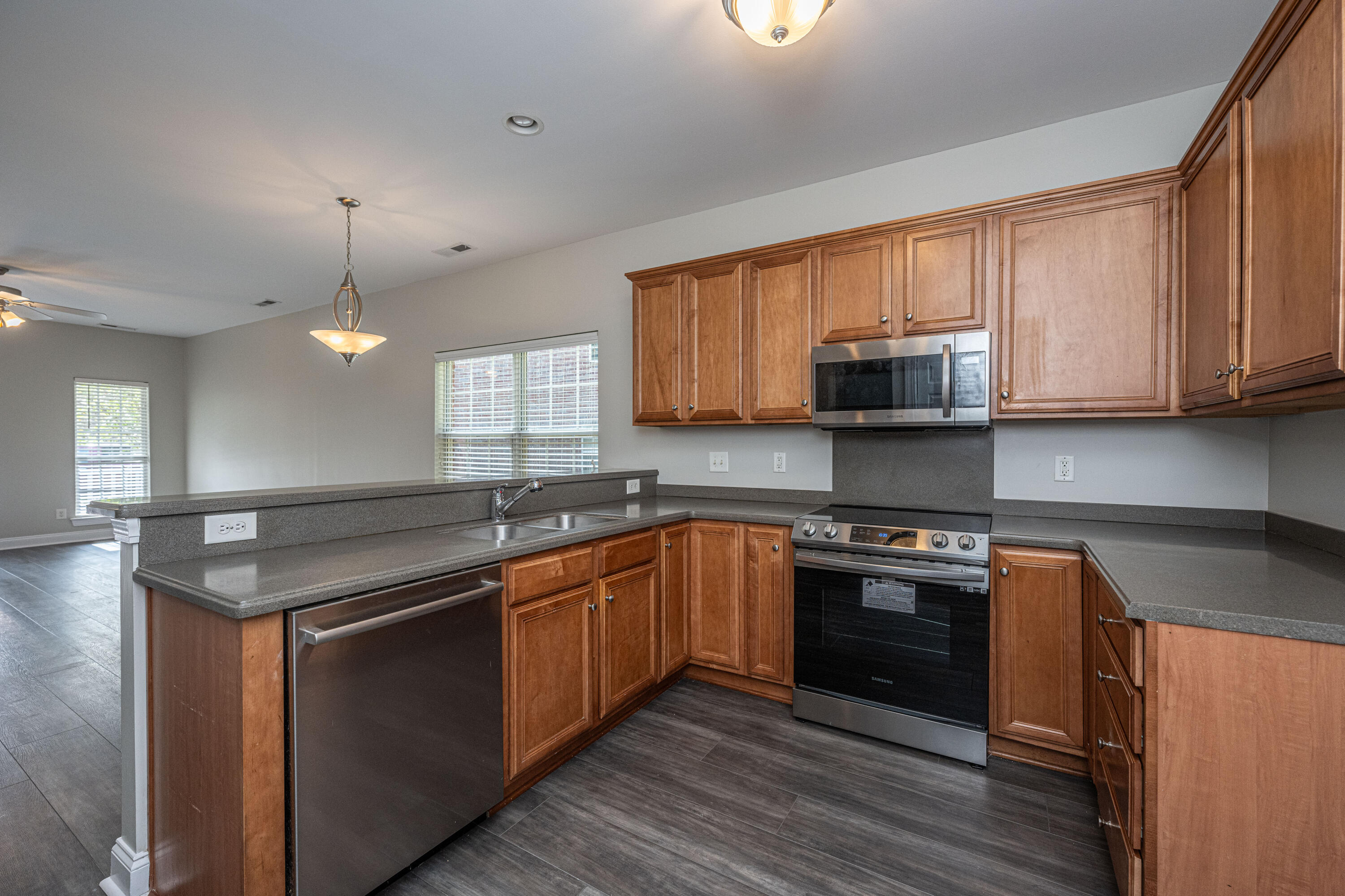 123 Walden Ridge Way Summerville, SC 29485 - Photo 12 of 34 Well appointed kitchen Kitchen