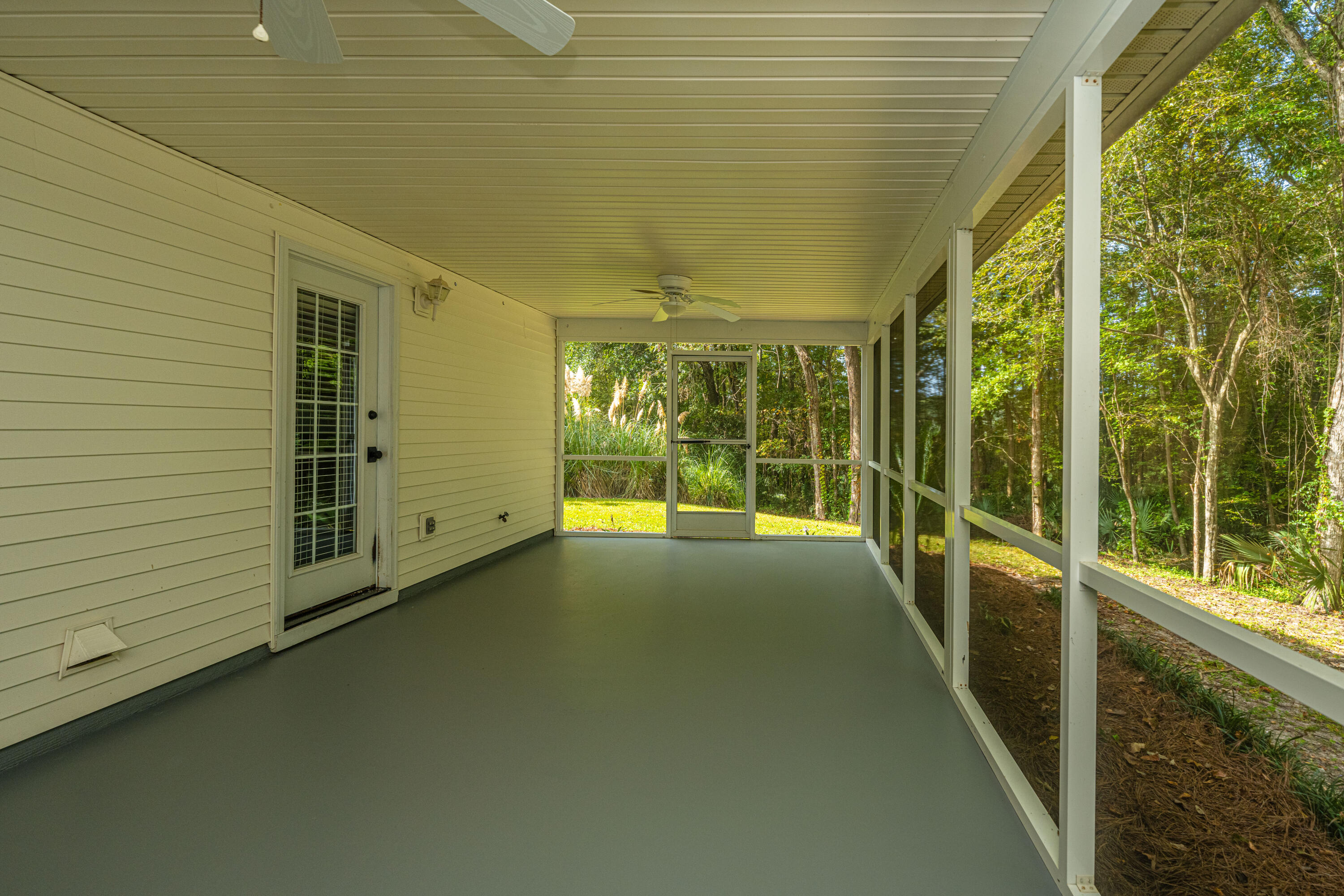 123 Walden Ridge Way Summerville, SC 29485 - Photo 30 of 34 Oversized Back Screened Porch