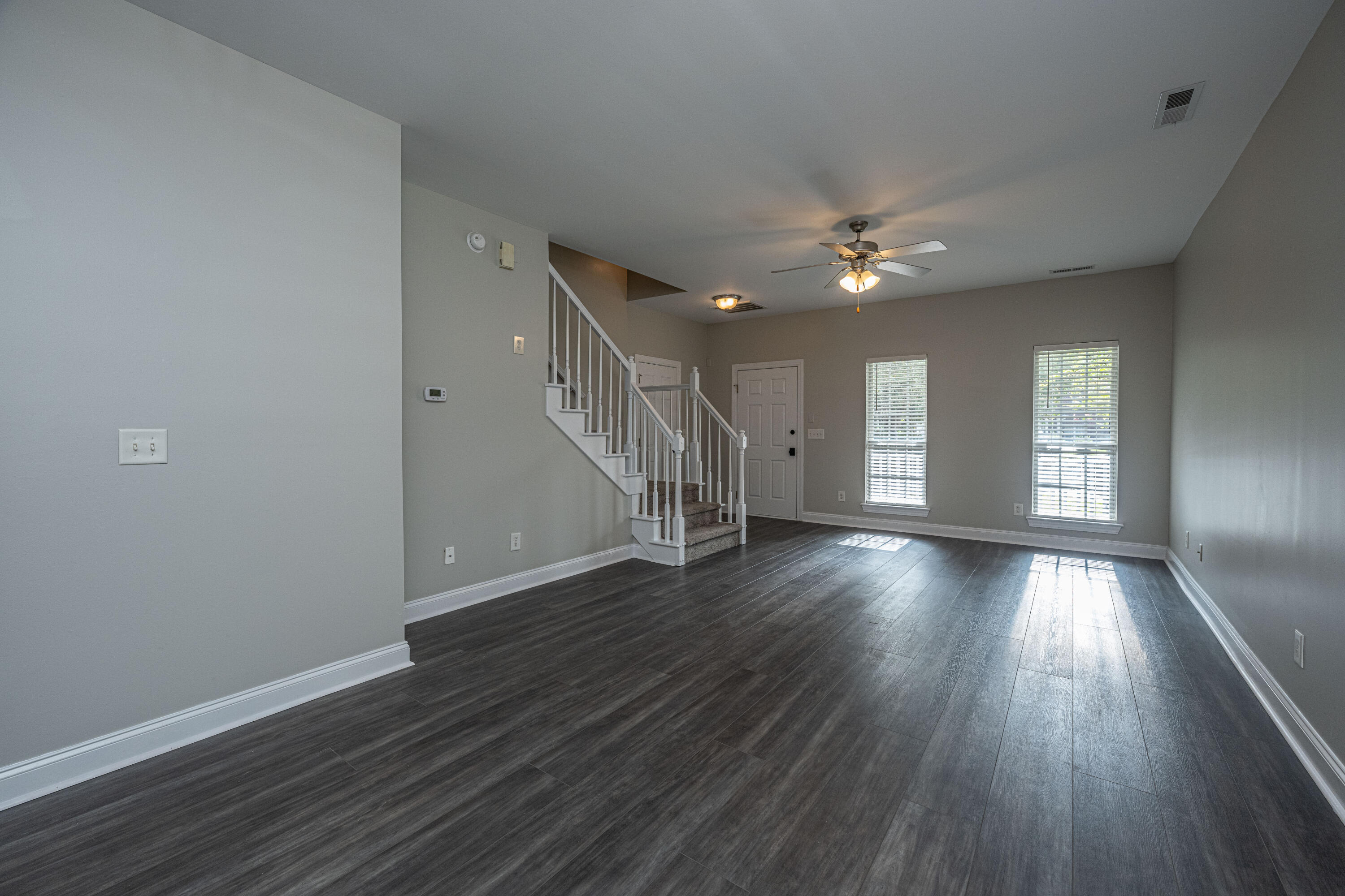 123 Walden Ridge Way Summerville, SC 29485 - Photo 7 of 34 Living Room