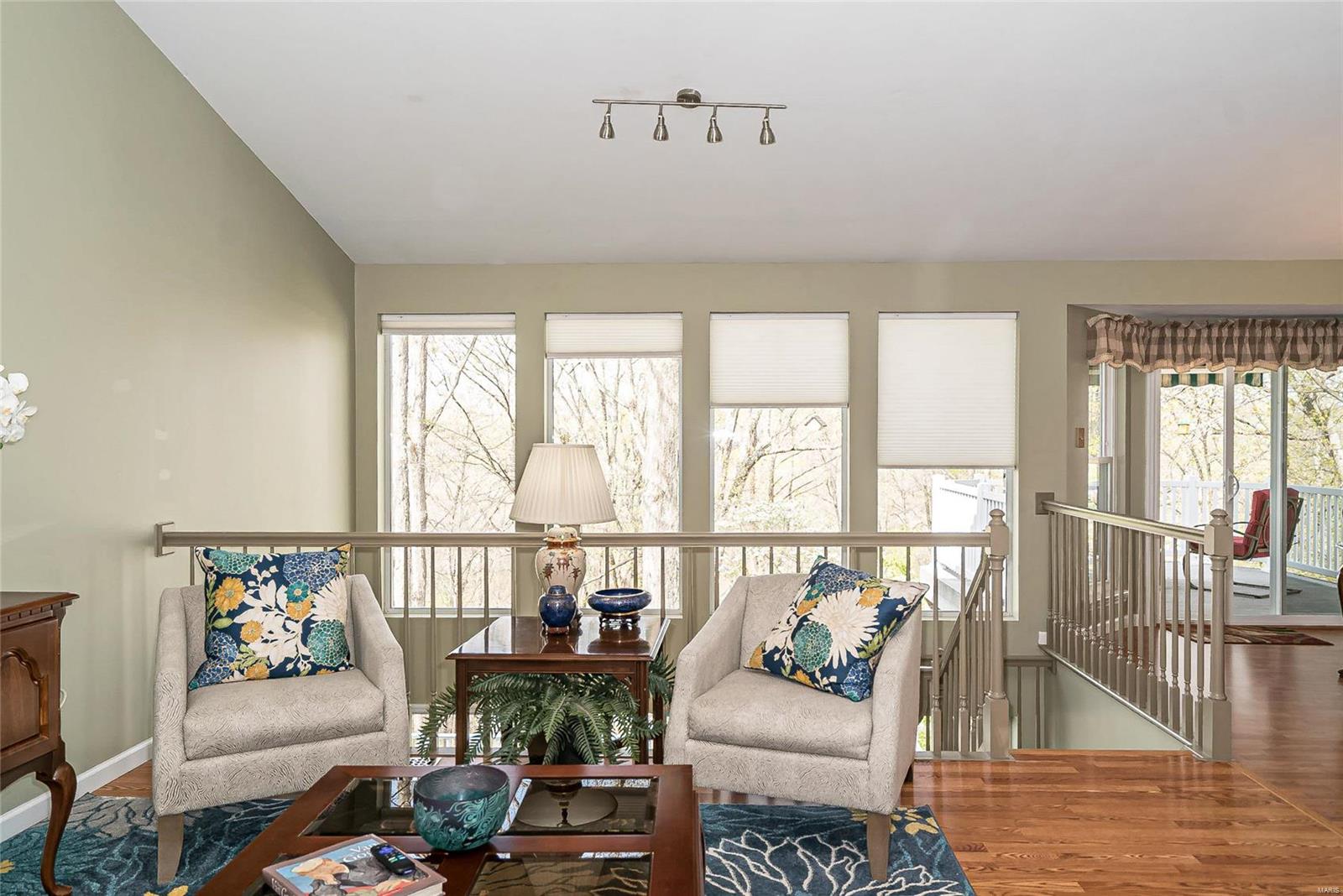 511 Steepleton Court Ballwin, MO 63021 - Photo 8 of 33 Gallery Image 8