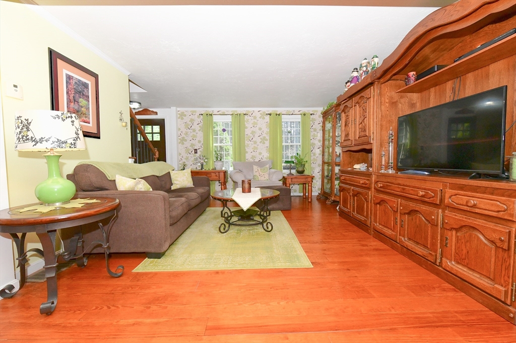100 Bournedale Road Bourne, MA 02532 - Photo 14 of 37 Gallery Image 14