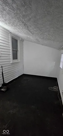 $1,495 | 2919 East New York Street, Indianapolis, IN 46201