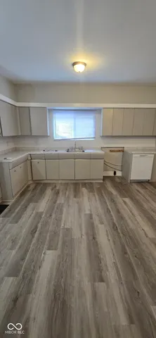 $1,495 | 2919 East New York Street, Indianapolis, IN 46201