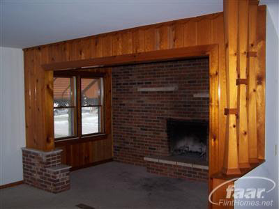 3144 Raskob Street Flint, MI 48504 - Photo 4 of 14 20110667-3.JPG
