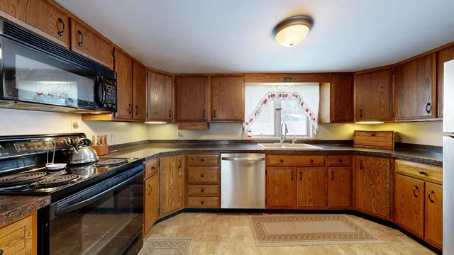 $395,000 | 51 Church Street, Livermore, ME 04253