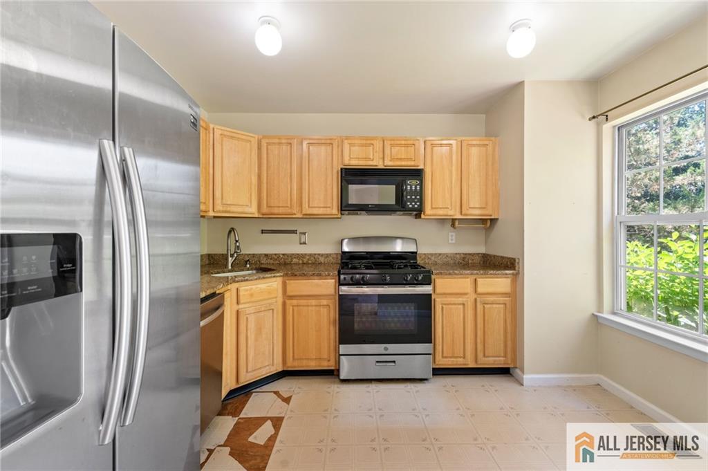 5 Edith Drive Somerset, NJ 08873 - Photo 13 of 26
