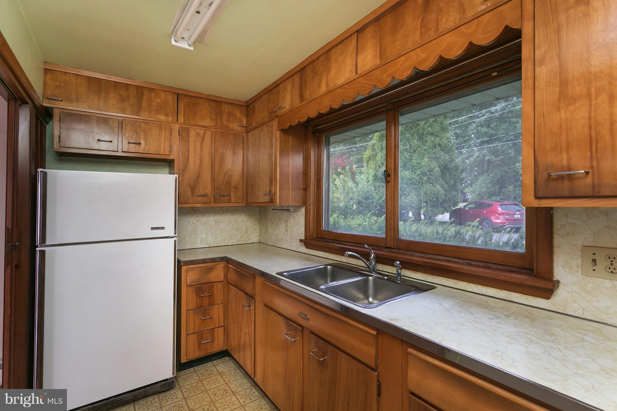 3545 Prospect Road Street, MD 21154 - Photo 4 of 23 Kitchen with Large Picture Window