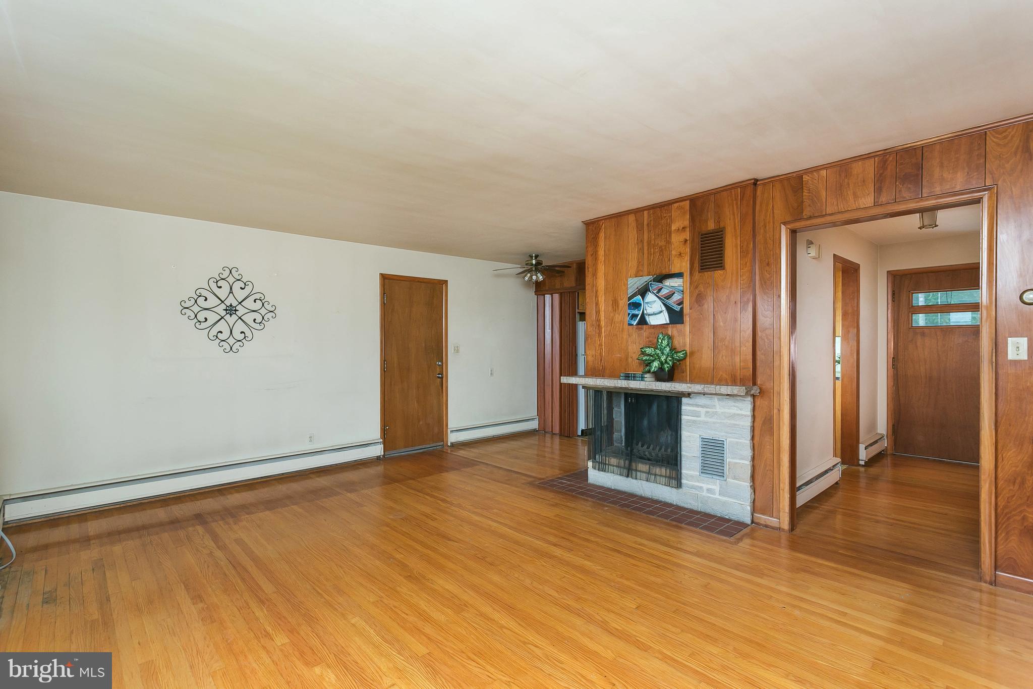 3545 Prospect Road Street, MD 21154 - Photo 9 of 23 Living Room with Gleaming Hardwood Floors