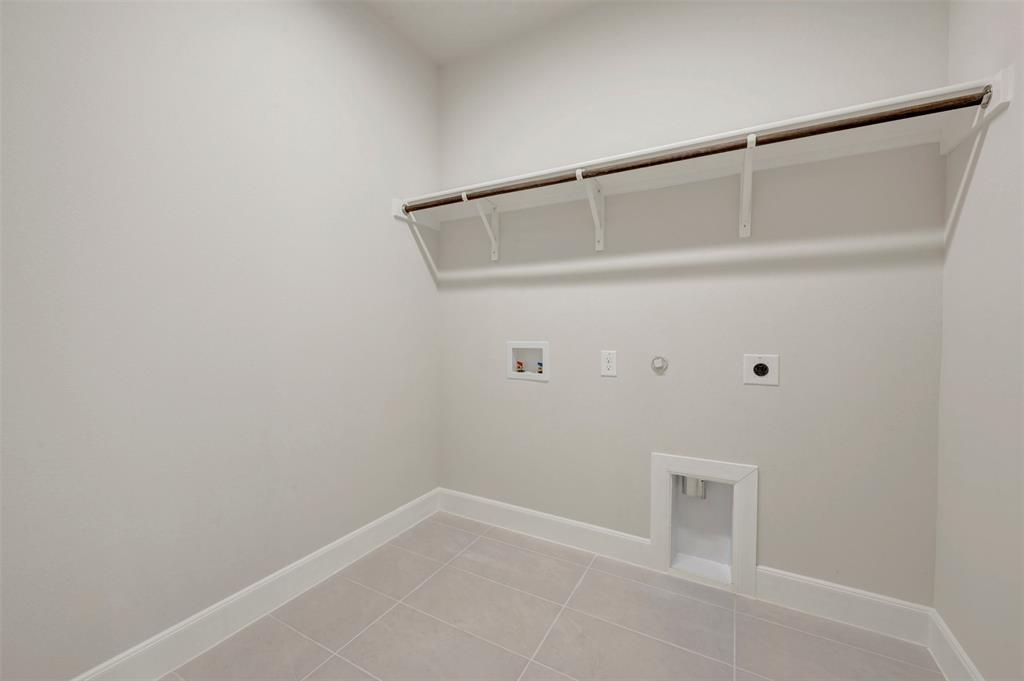 4308 Palomino Road Aubrey, TX 76227 - Photo 11 of 40 a view of an empty room