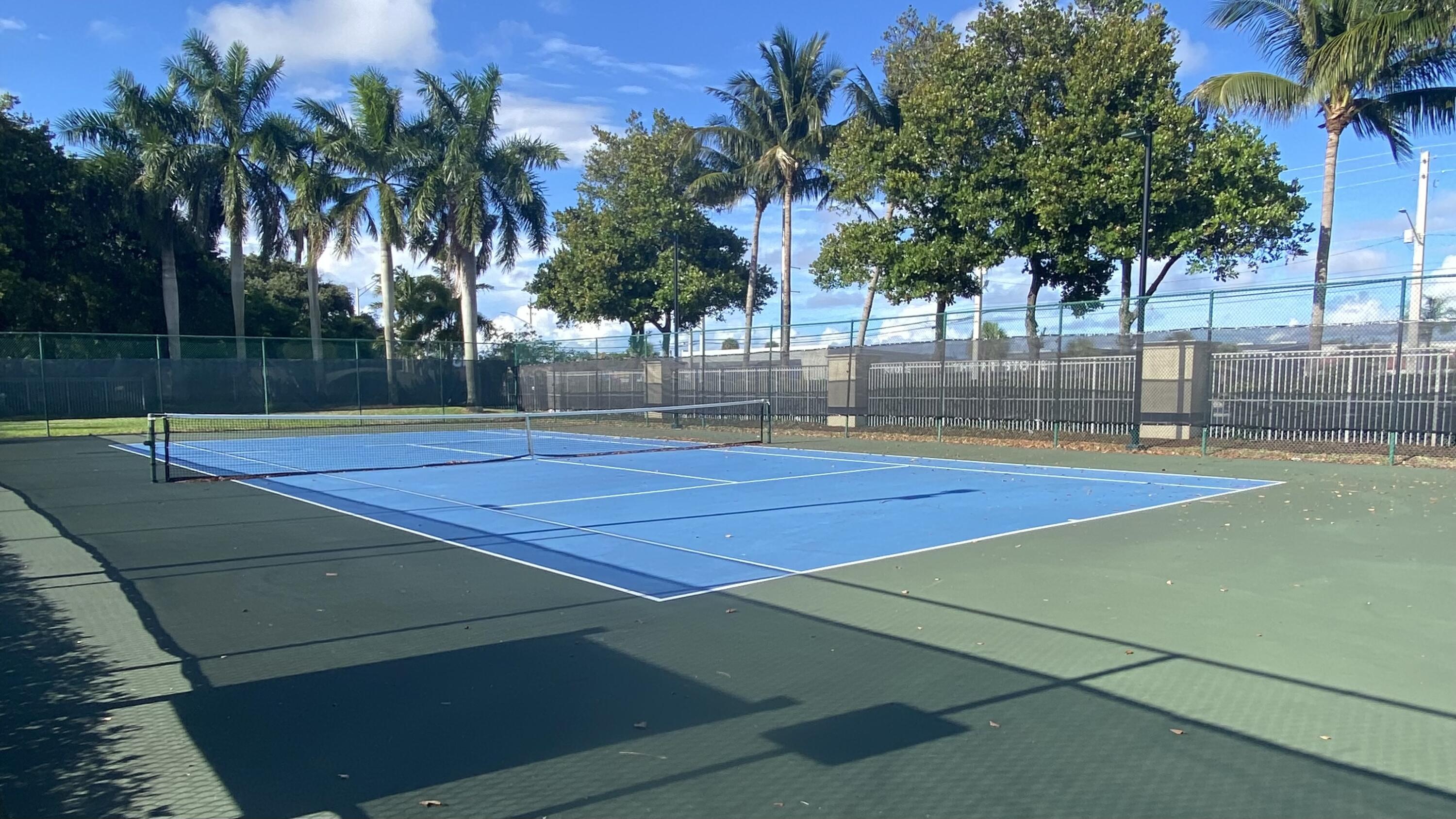 6606 Sandy Bank Terrace West Palm Beach, FL 33407 - Photo 19 of 22 Tennis Courts