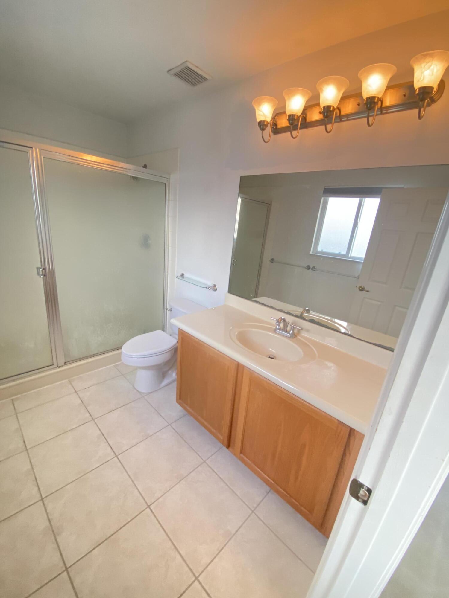 6606 Sandy Bank Terrace West Palm Beach, FL 33407 - Photo 10 of 22 Master Bath