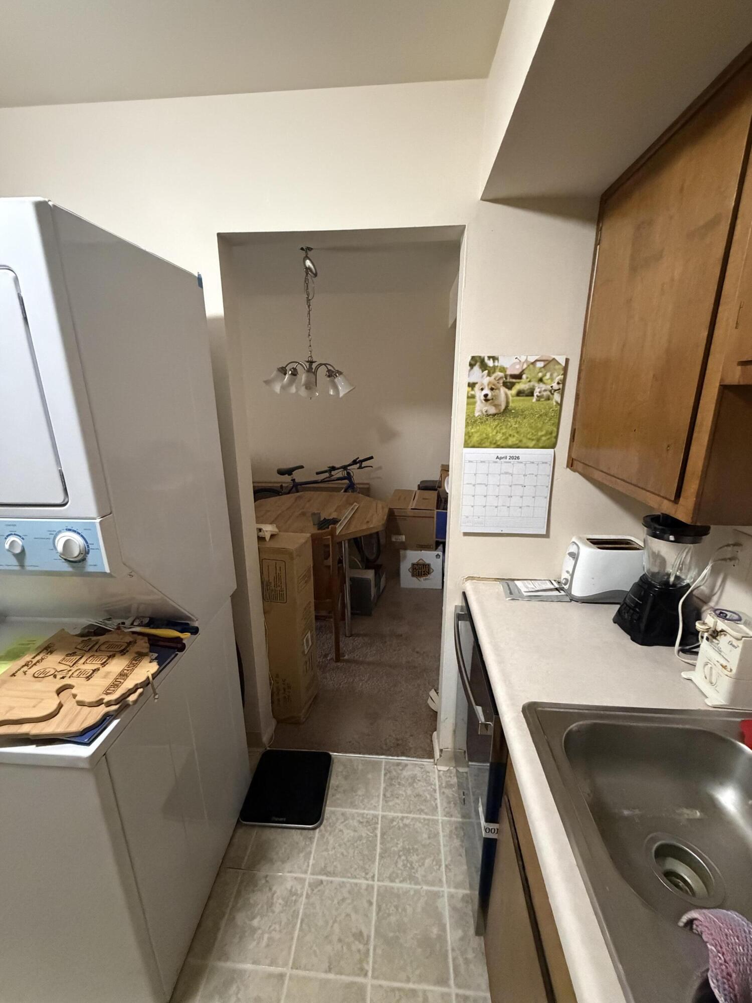742 West Kilgore Road, Unit 106 Kalamazoo, MI 49008 - Photo 14 of 16 IMG_3155 (1)