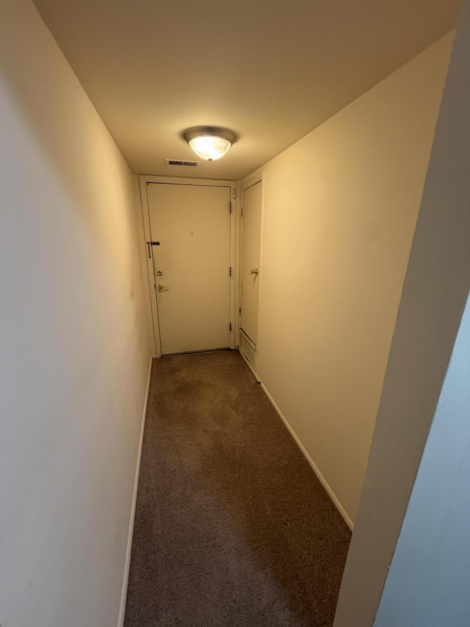 742 West Kilgore Road, Unit 106 Kalamazoo, MI 49008 - Photo 8 of 16 IMG_3149 (1)