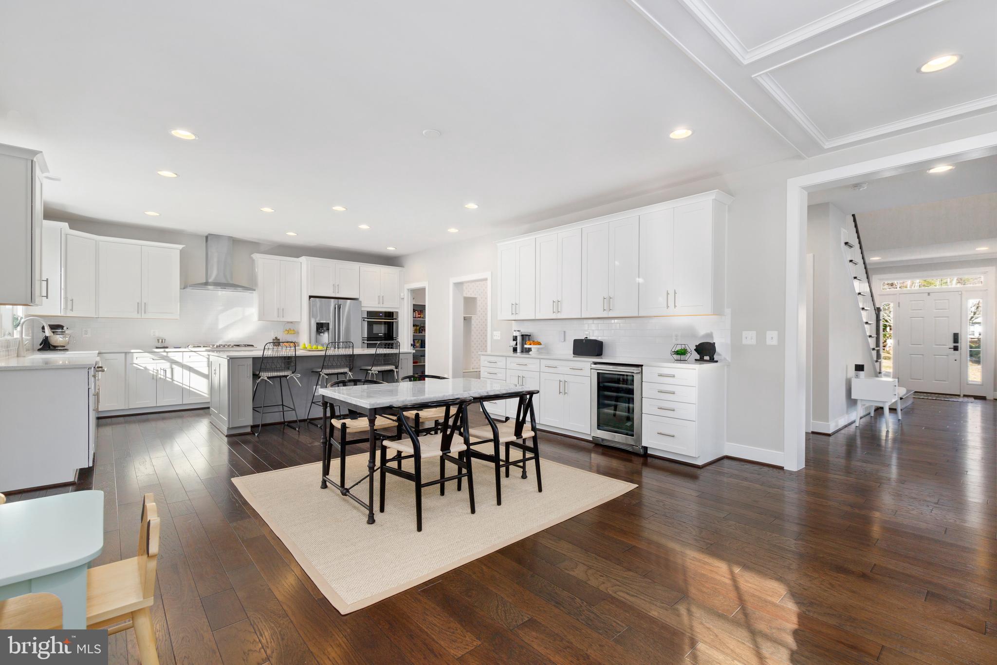 7028 Roxann Road Alexandria, VA 22315 - Photo 23 of 87 Gallery Image 23