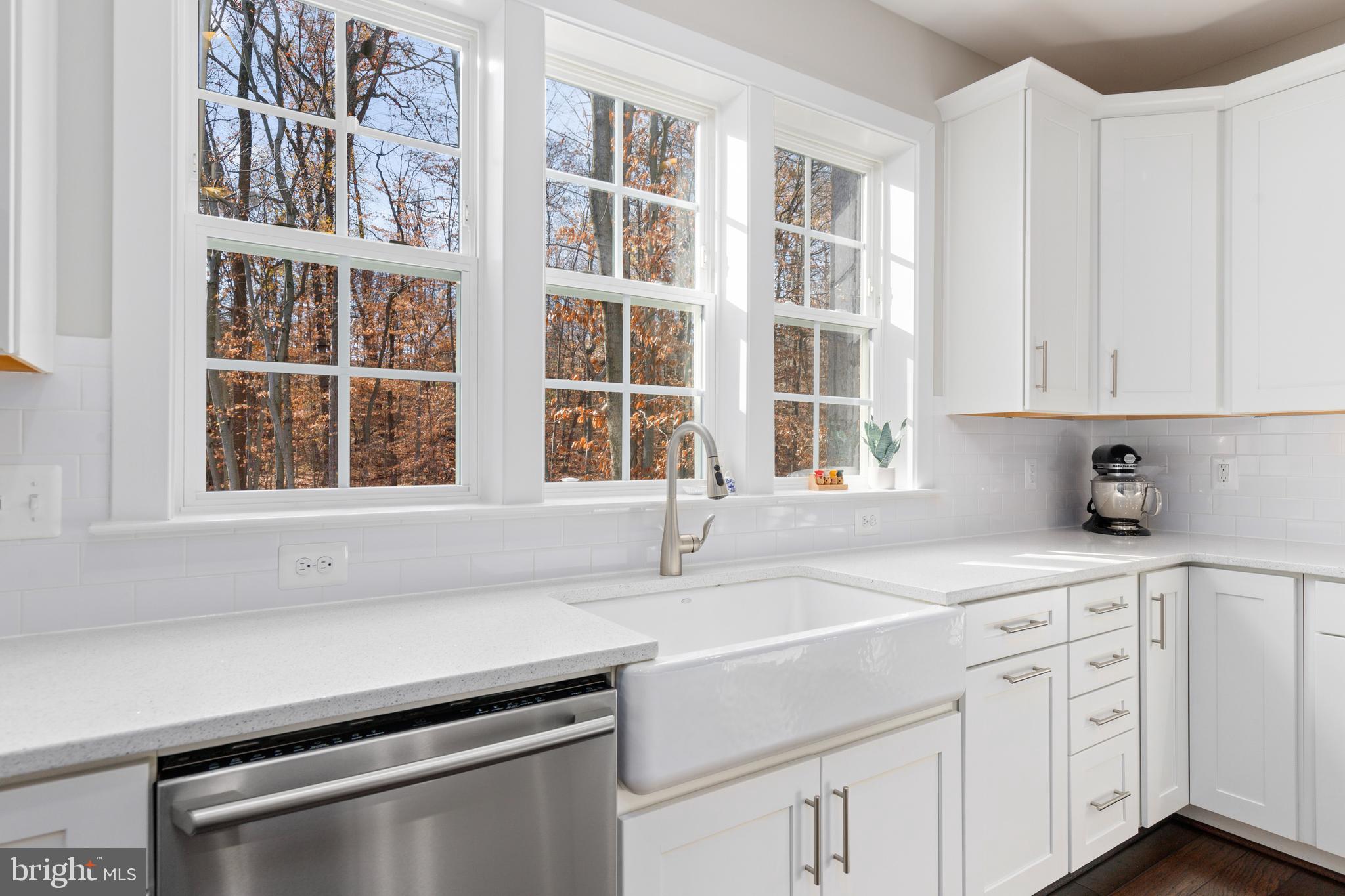 7028 Roxann Road Alexandria, VA 22315 - Photo 35 of 87 Gallery Image 35