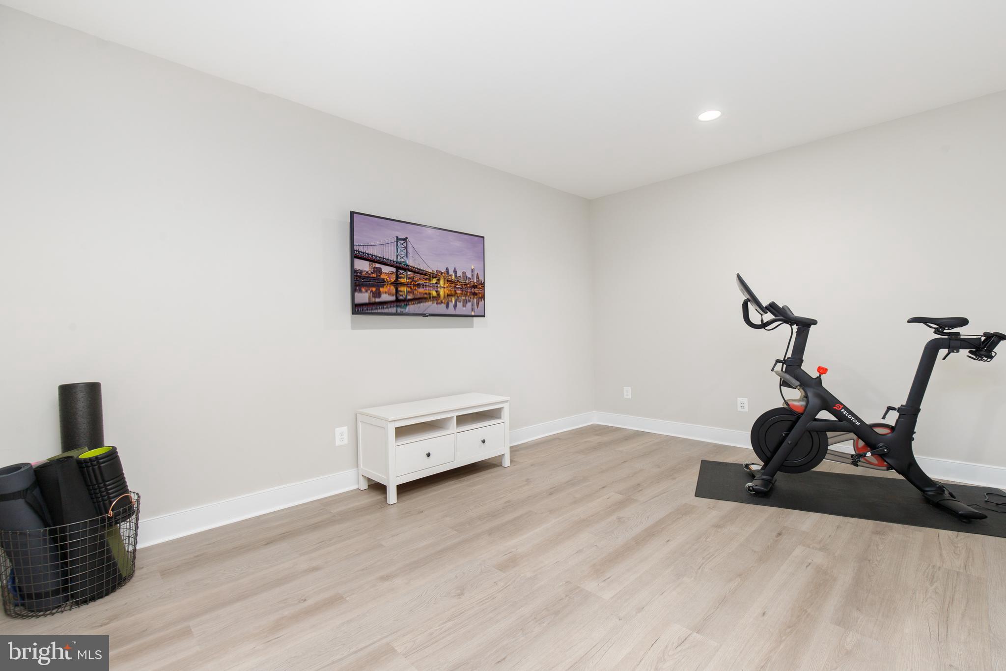 7028 Roxann Road Alexandria, VA 22315 - Photo 48 of 87 Gallery Image 48