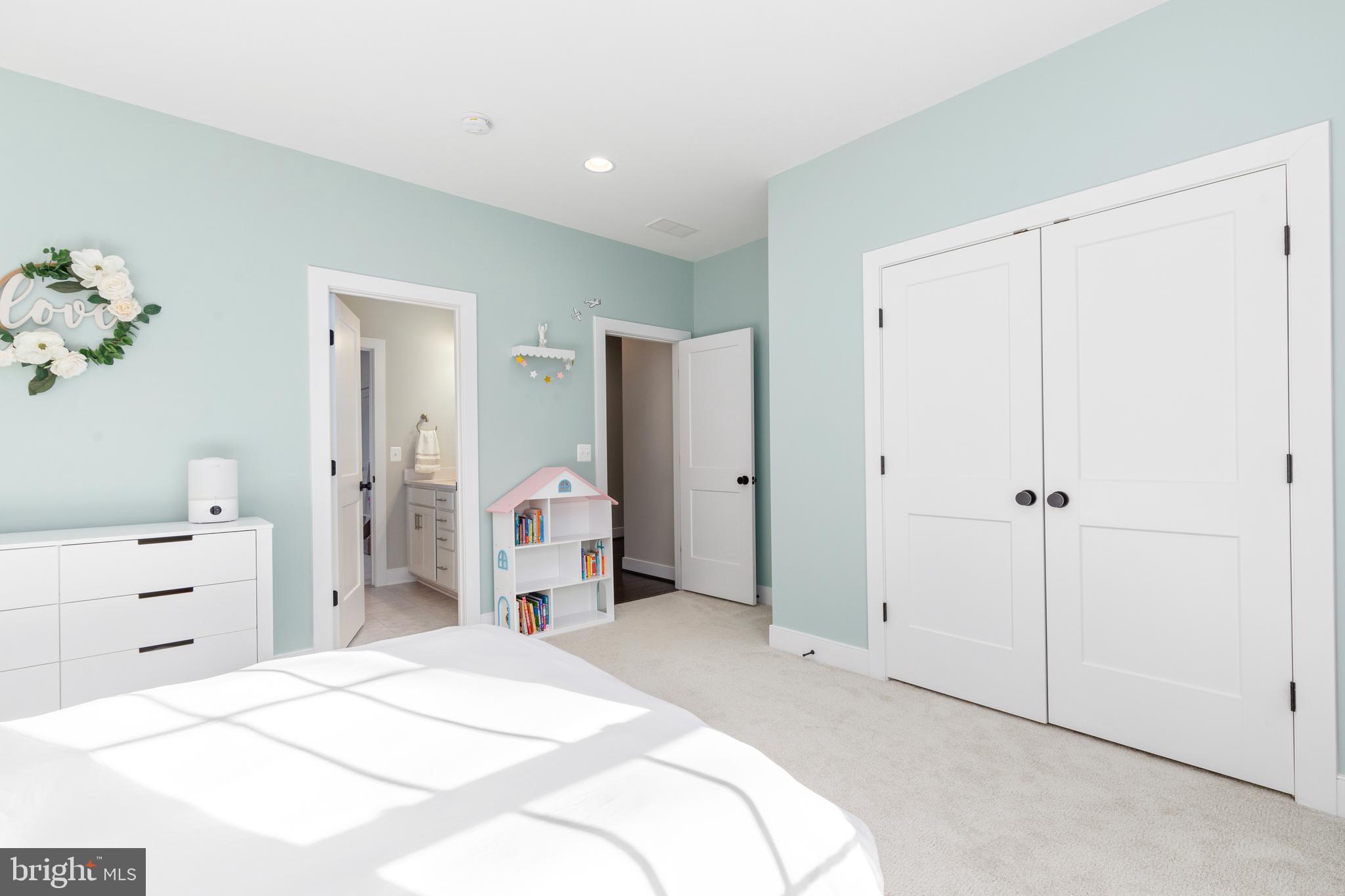 7028 Roxann Road Alexandria, VA 22315 - Photo 66 of 87 Gallery Image 66