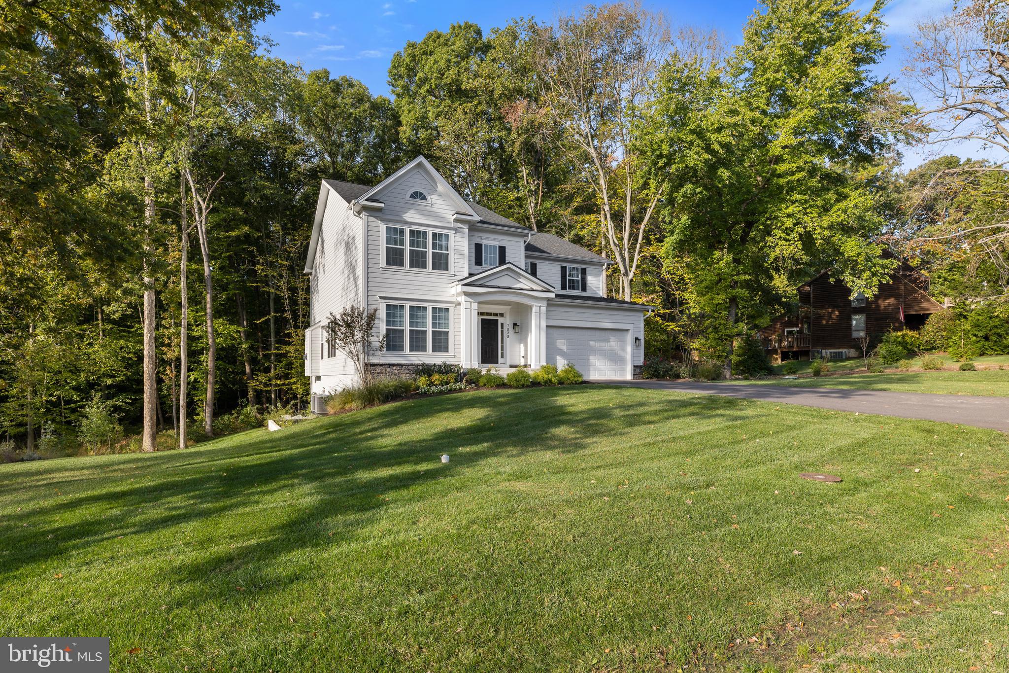 7028 Roxann Road Alexandria, VA 22315 - Photo 9 of 87 Gallery Image 9