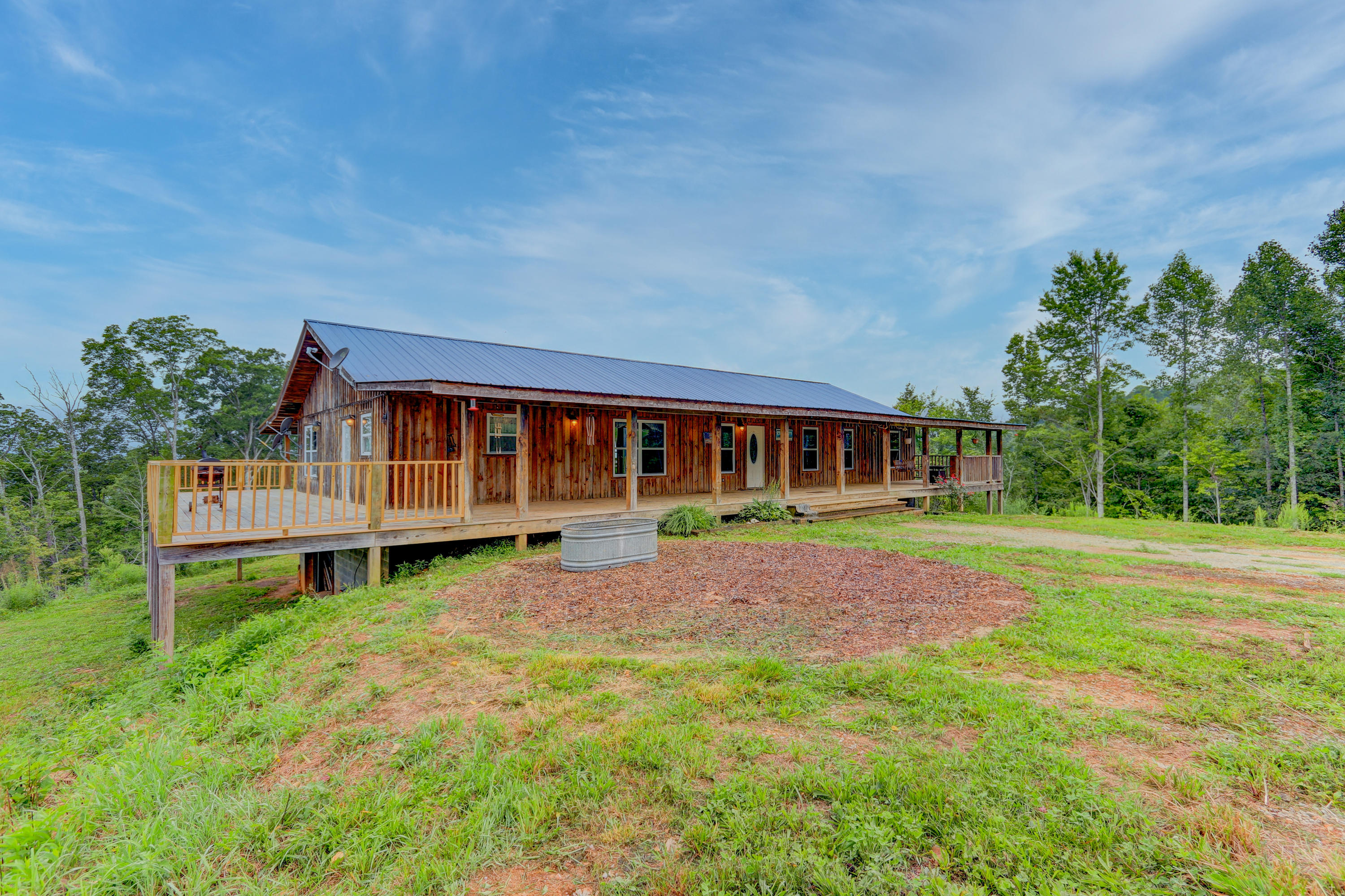 196 Adkins Road Harrogate, TN 37752 - Photo 2 of 35 Positive Perceptions-2