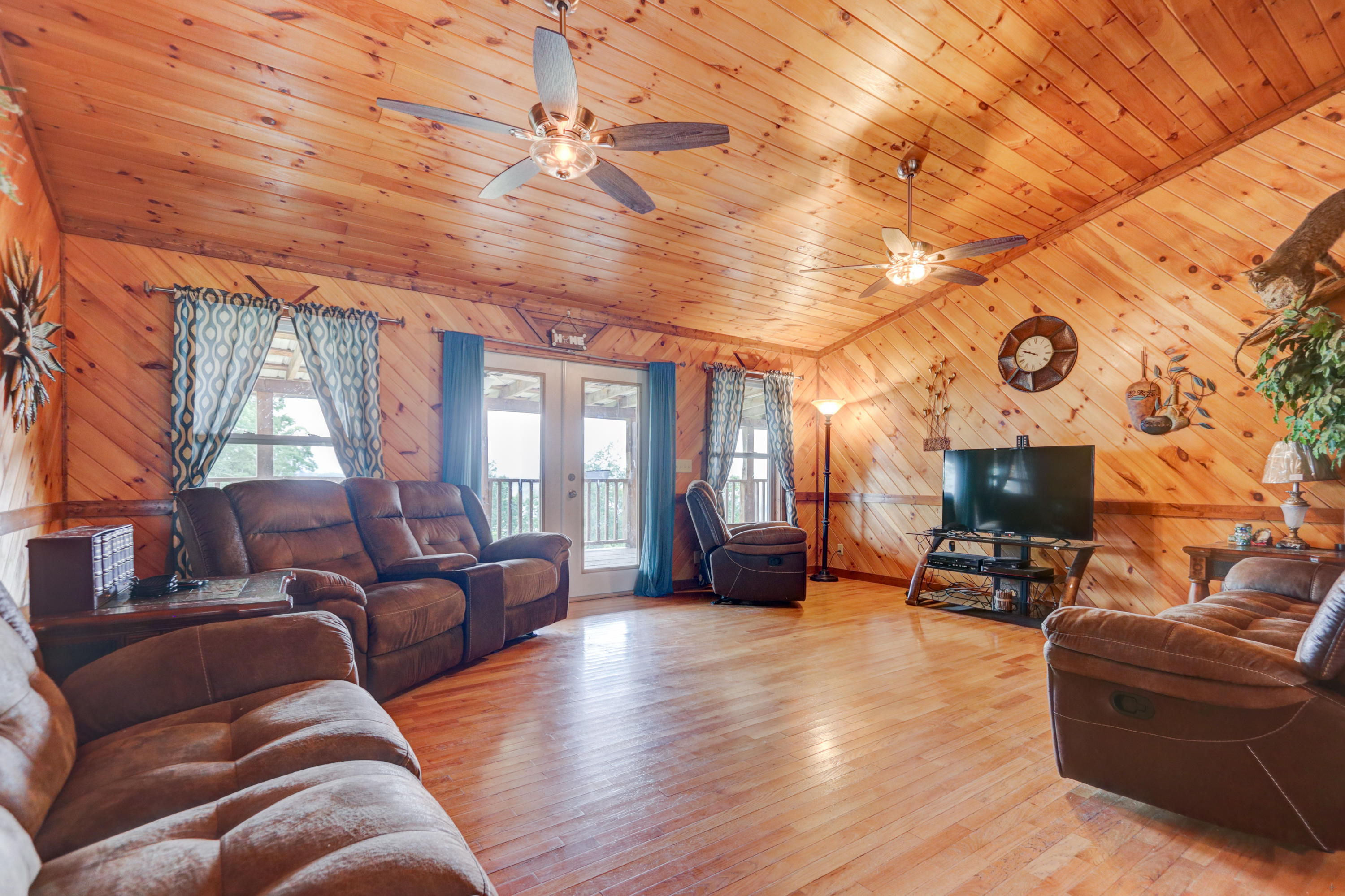 196 Adkins Road Harrogate, TN 37752 - Photo 7 of 35 Positive Perceptions-5
