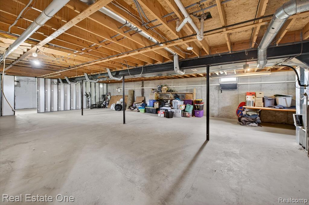 7841 Bergin Road Howell, MI 48843 - Photo 24 of 36 Gallery Image 24