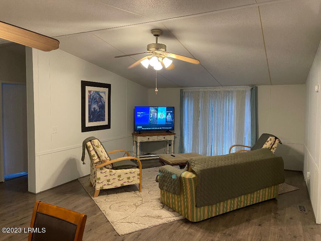 35 Buchanan Road St. Helena Island, SC 29920 - Photo 9 of 24 08
